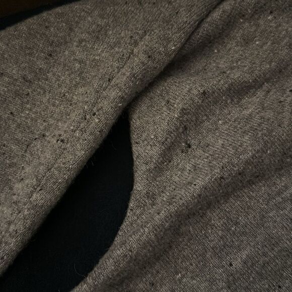 EUC-MAX STUDIO WOOL BLEND SWEATER - Picture 4 of 9